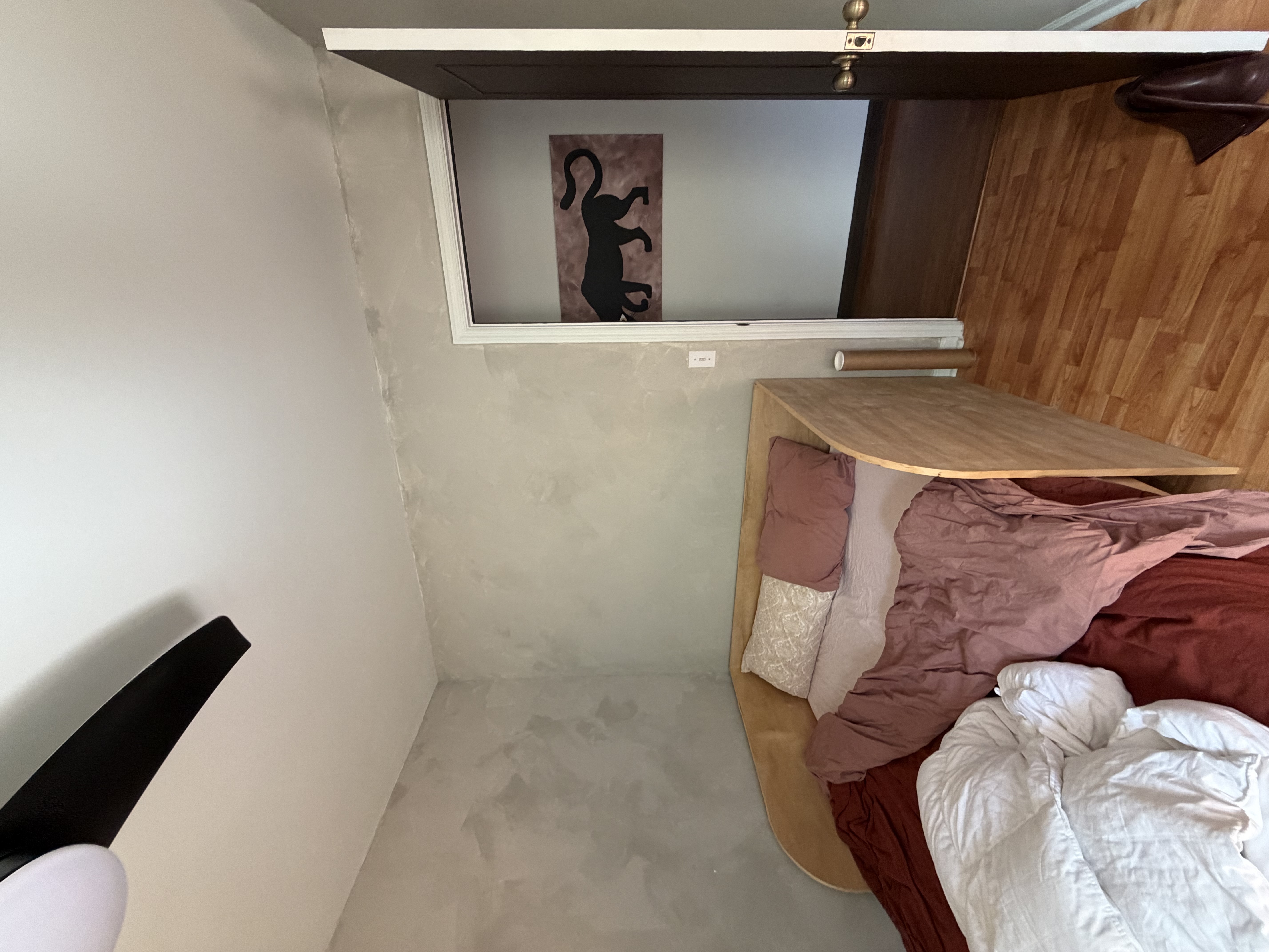 Queen bedroom with cotton linens, modern limewash walls, and a calm, elevated design